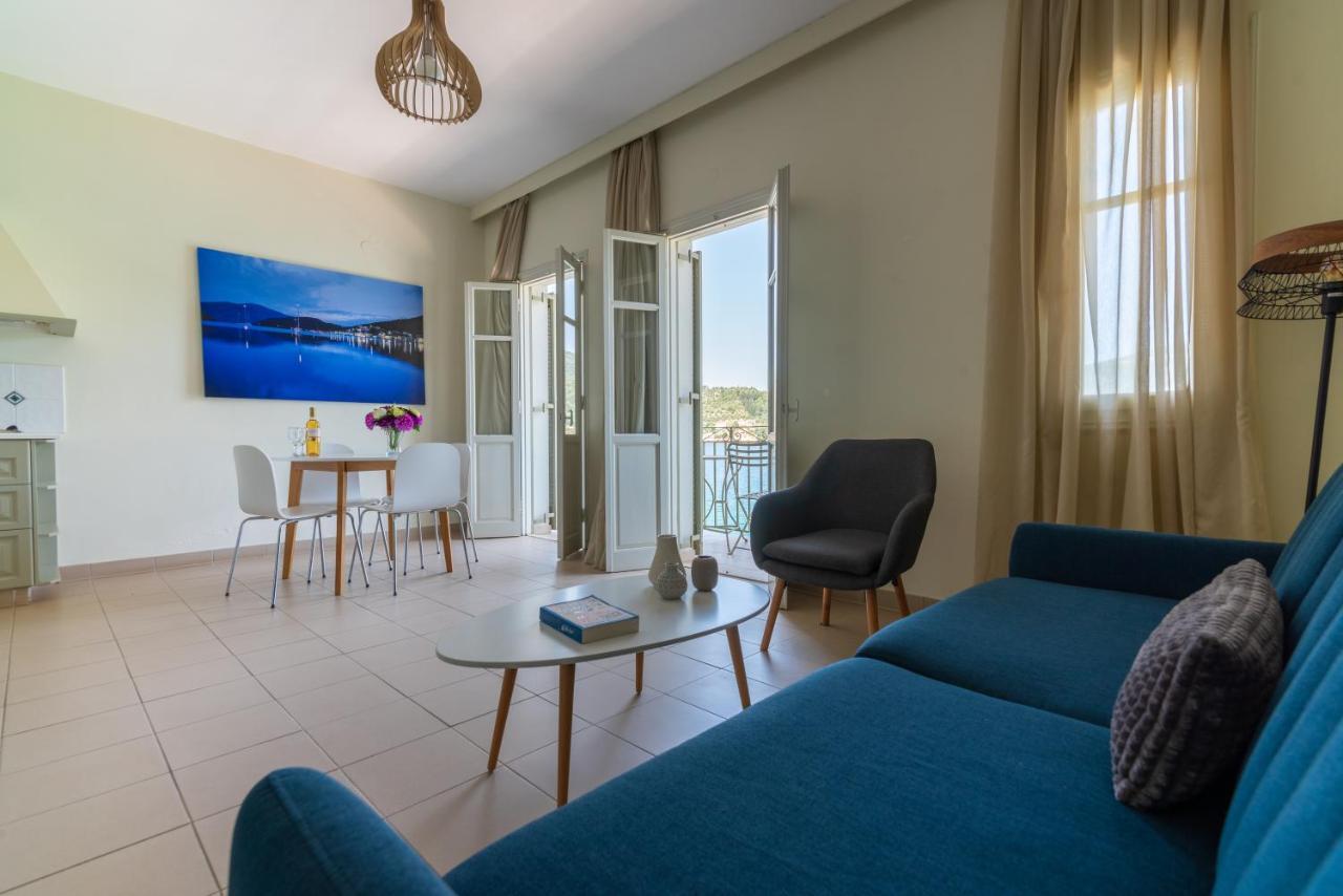 Hotel Omirikon Vathy  Esterno foto