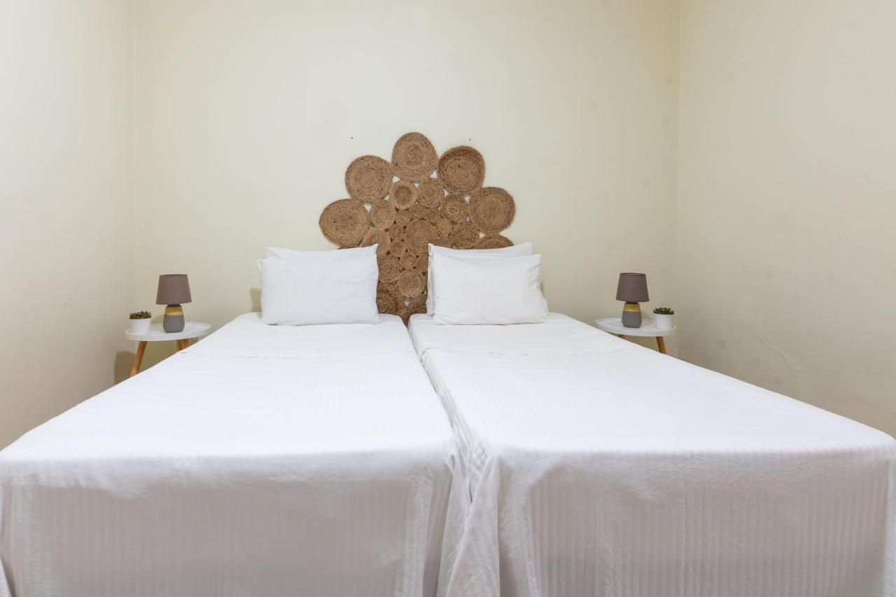Hotel Omirikon Vathy  Esterno foto