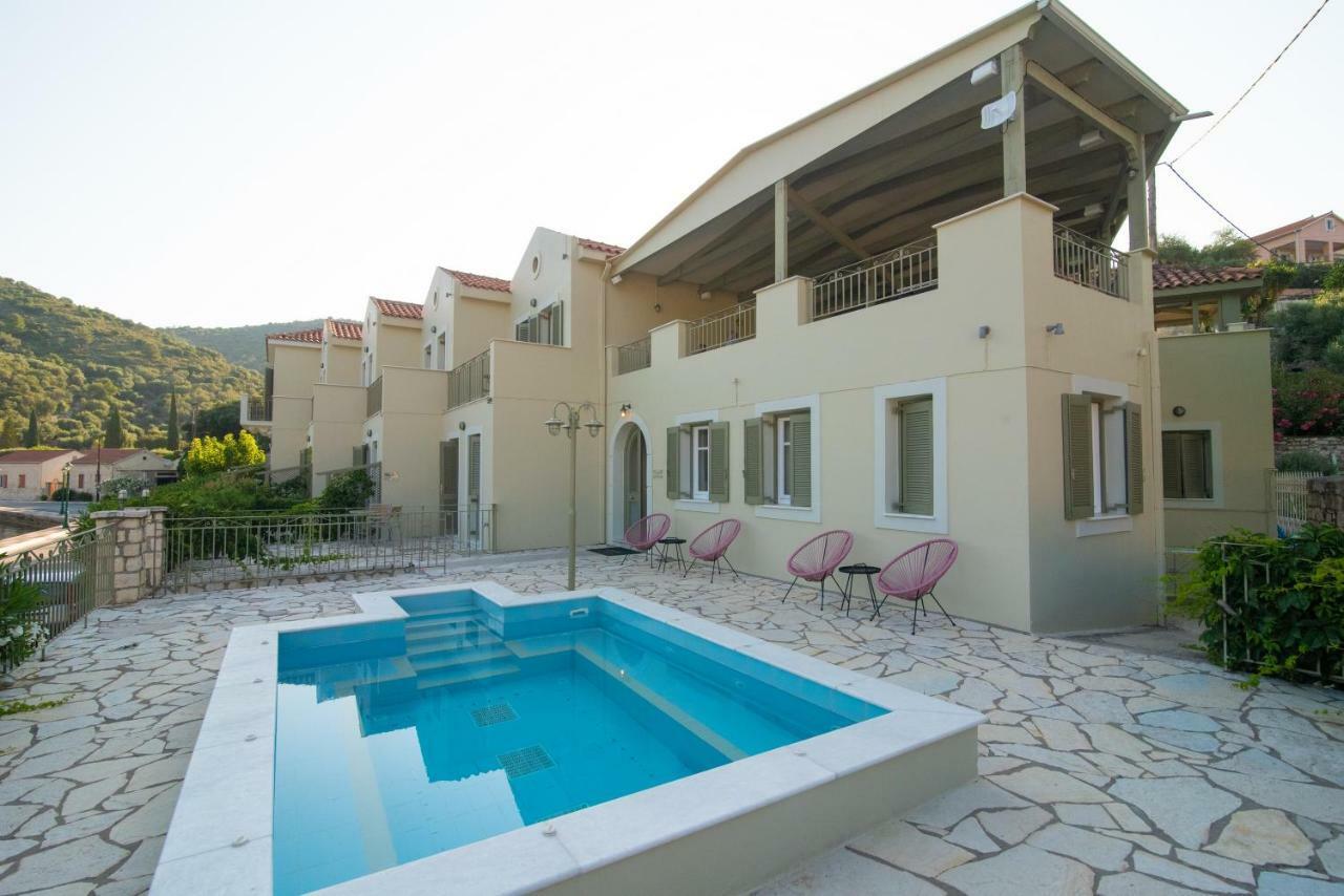 Hotel Omirikon Vathy  Esterno foto